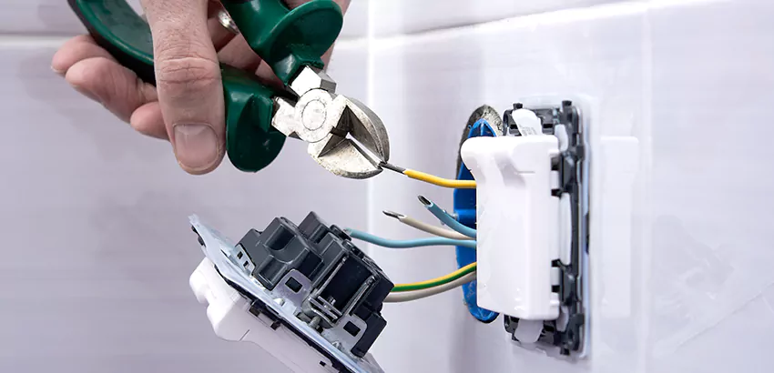 Outlet and Switch Repair Services in La Vergne